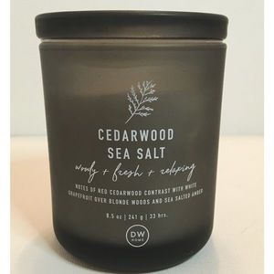 DW Home Cedarwood Sea Salt Medium Single Wick Candle 8.5 oz (New)
